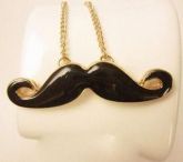 Colar Bigode - Mustache - A Pronta Entrega ㅤㅤㅤ(FRETE GRÁTIS)